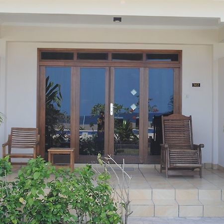 Lombok Beach Villa Mangsit Esterno foto