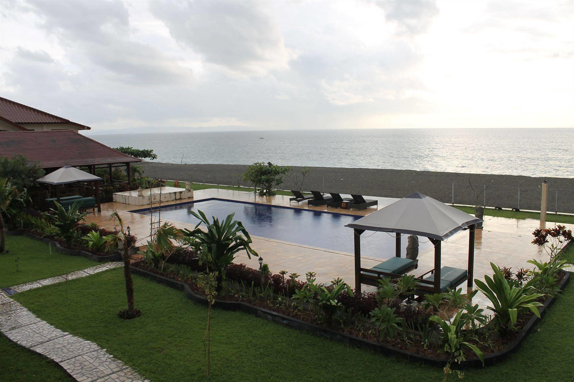 Lombok Beach Villa Mangsit Esterno foto