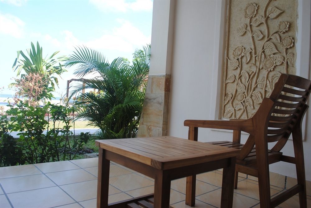 Lombok Beach Villa Mangsit Esterno foto